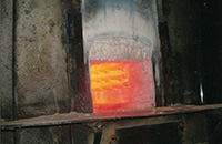 Монтаж футеровки из керамоволокнистых огнеупорных рулонных материалов или блоков